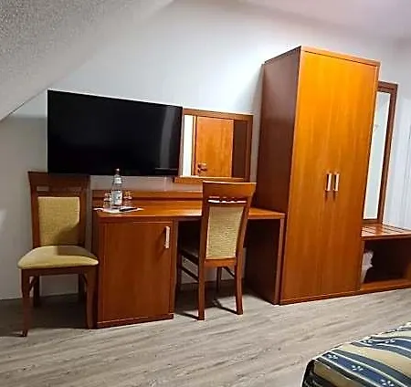 M-a-s-hotel 3*